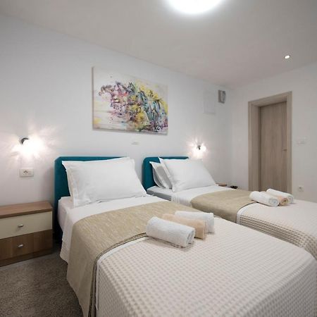 Apartments Maraton スプリト エクステリア 写真